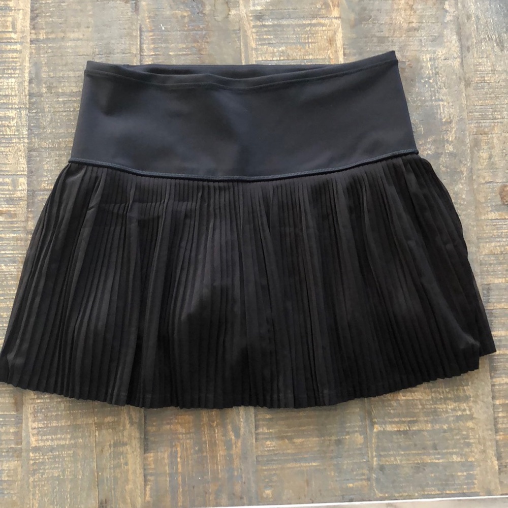 NWOT ATHLETA A-GAME MESH SKORT 13.5”, SZ small